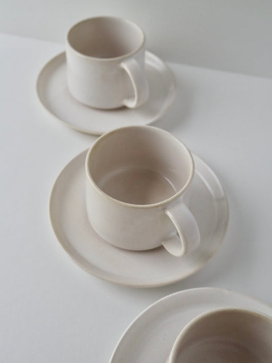 コーヒーカップ＆ソーサー